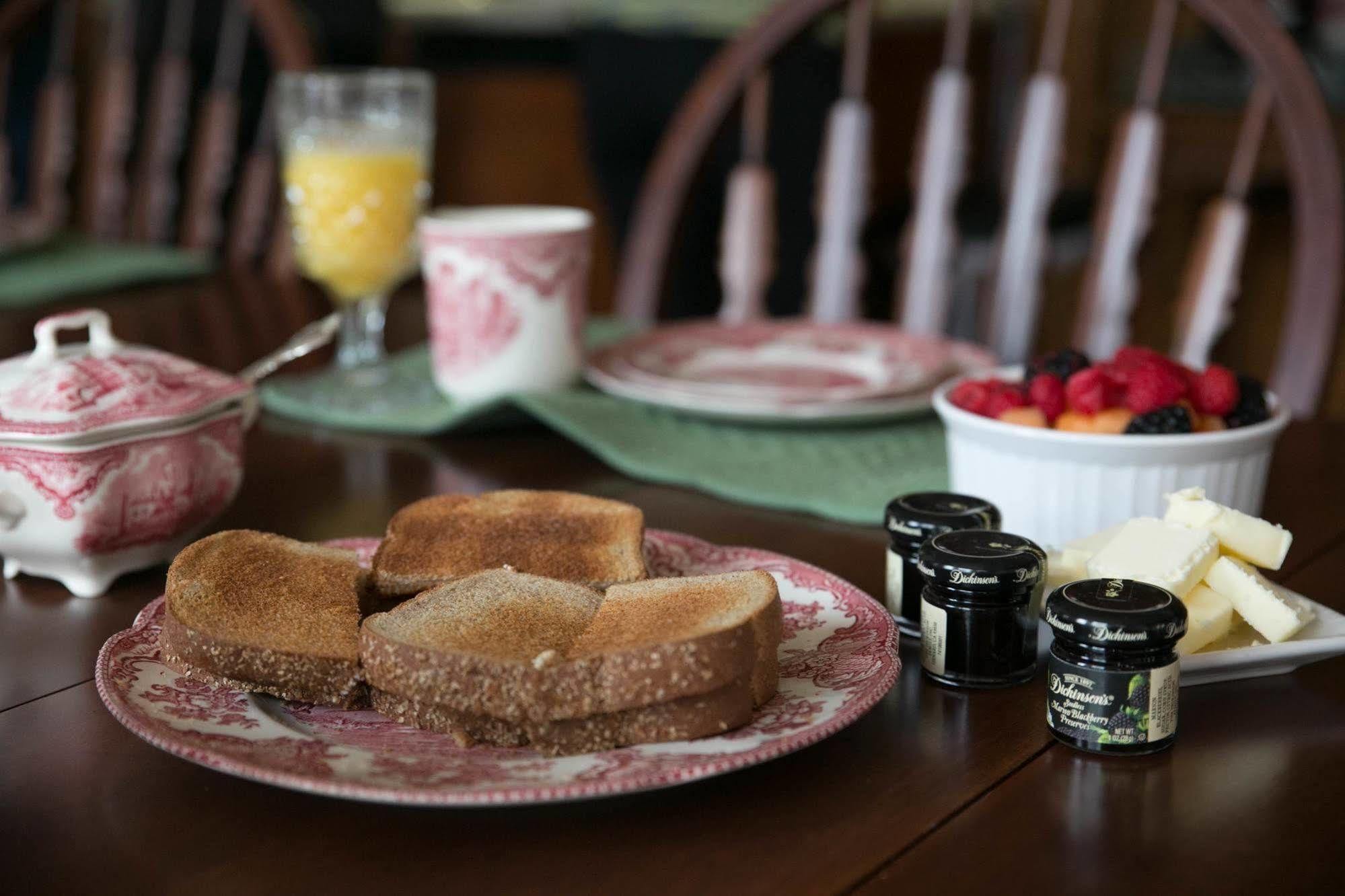 Harrison House Bed & Breakfast 네이퍼빌 외부 사진