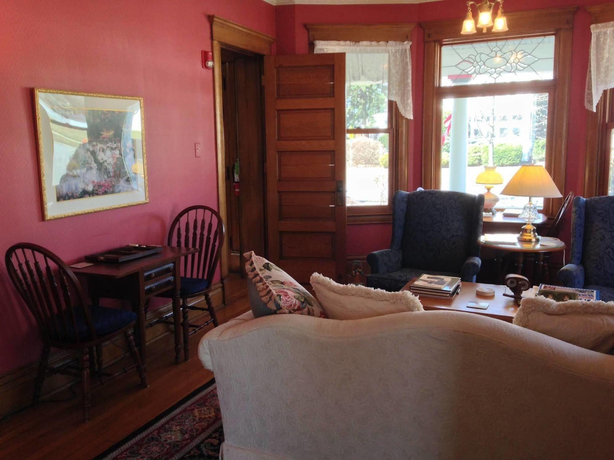 Harrison House Bed & Breakfast 네이퍼빌 외부 사진