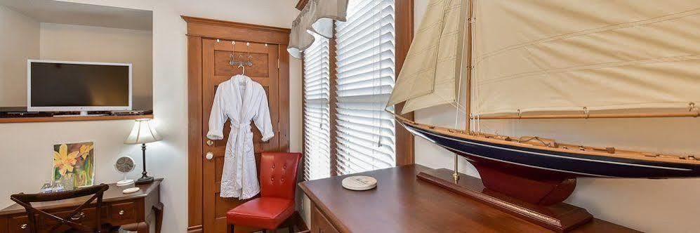 Harrison House Bed & Breakfast 네이퍼빌 외부 사진