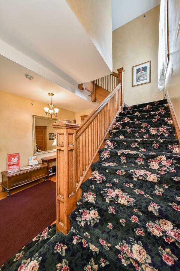 Harrison House Bed & Breakfast 네이퍼빌 외부 사진
