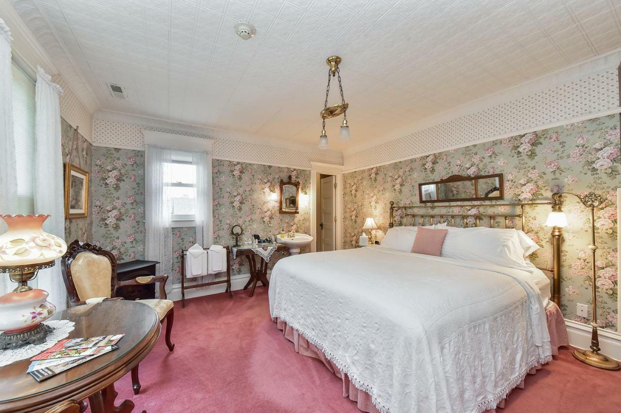 Harrison House Bed & Breakfast 네이퍼빌 외부 사진